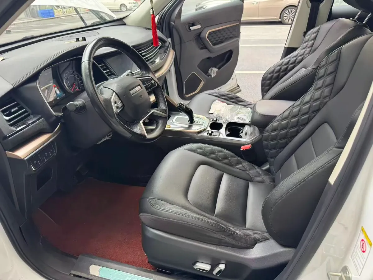 2020 Haval H6 1.5T 169HP L4 7DCT,autocango,china used car exporter,china ev exporter,chinese used car exporter,chinese used ev exporter