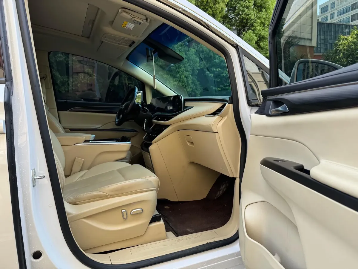 2023 Buick GL8 2.0T 237HP L4 9AT,autocango,china used car exporter,china ev exporter,chinese used car exporter,chinese used ev exporter