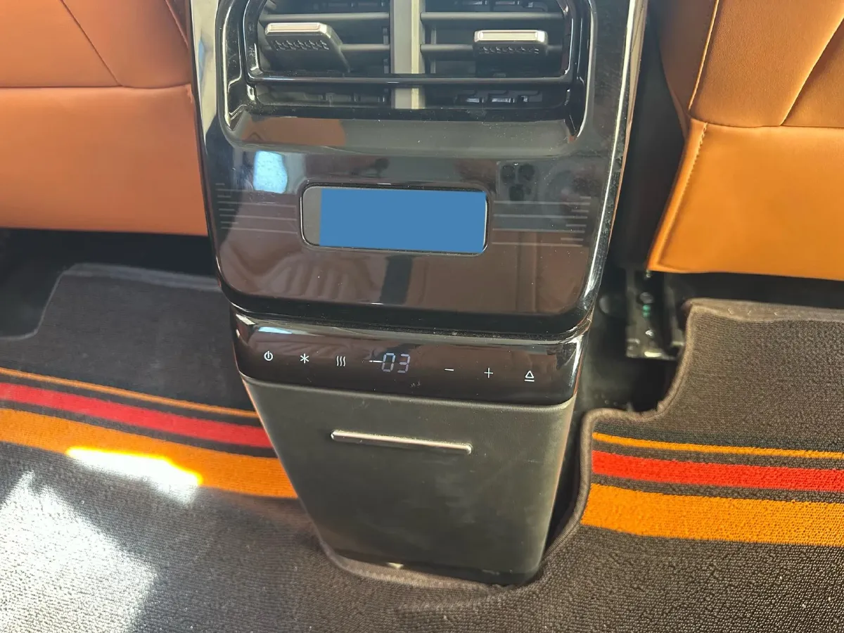 2024 Jetour X90 1.6T 197HP L4 7DCT,autocango,china used car exporter,china ev exporter,chinese used car exporter,chinese used ev exporter