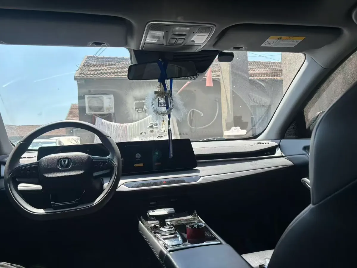 2023 ChangAn Raeton Plus 1.5T 188HP L4 7DCT,autocango,china used car exporter,china ev exporter,chinese used car exporter,chinese used ev exporter