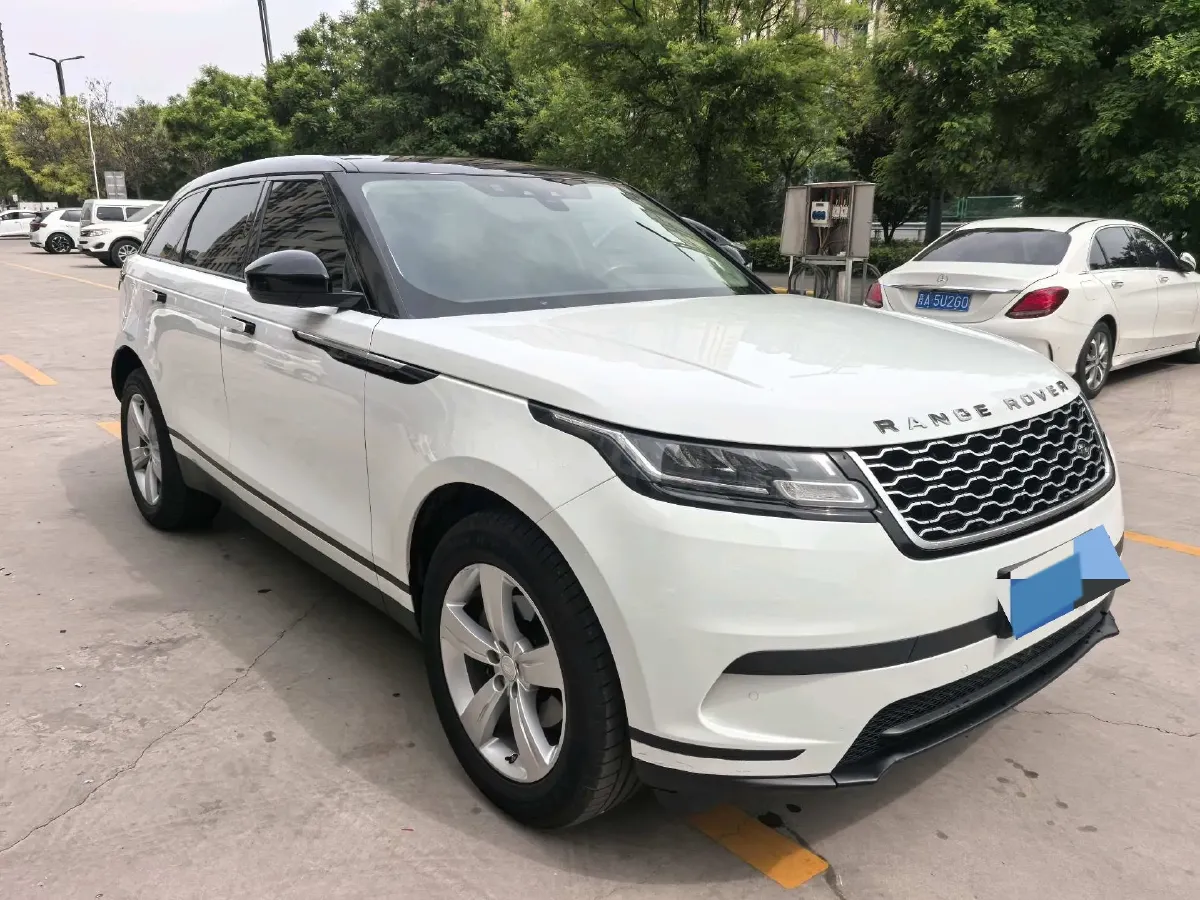 2018 Land Rover Discovery 2.0T 300HP L4 8AT,autocango,china used car exporter,china ev exporter,chinese used car exporter,chinese used ev exporter