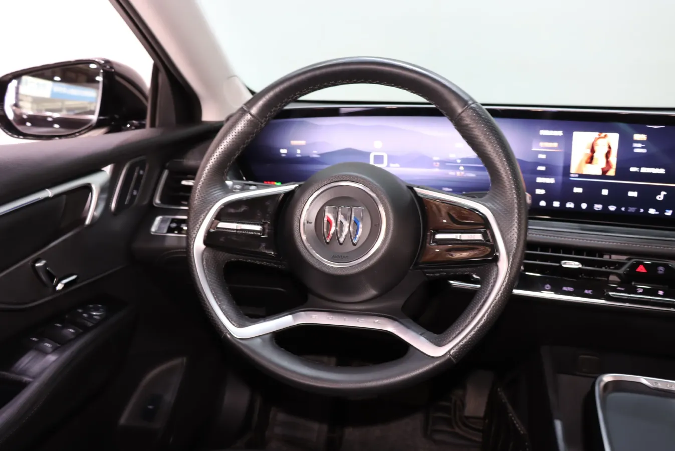 2023 Buick Larcosse 2.0T 237HP L4 9AT,autocango,china used car exporter,china ev exporter,chinese used car exporter,chinese used ev exporter
