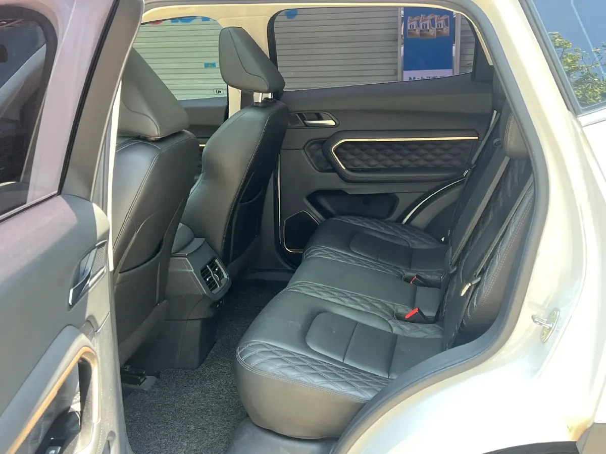 2020 Haval H6 1.5T 169HP L4 7DCT,autocango,china used car exporter,china ev exporter,chinese used car exporter,chinese used ev exporter
