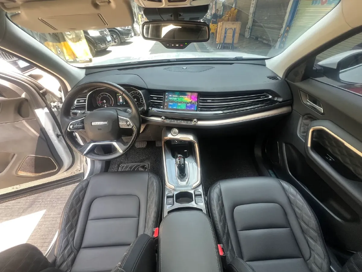 2020 Haval H6 1.5T 169HP L4 7DCT,autocango,china used car exporter,china ev exporter,chinese used car exporter,chinese used ev exporter