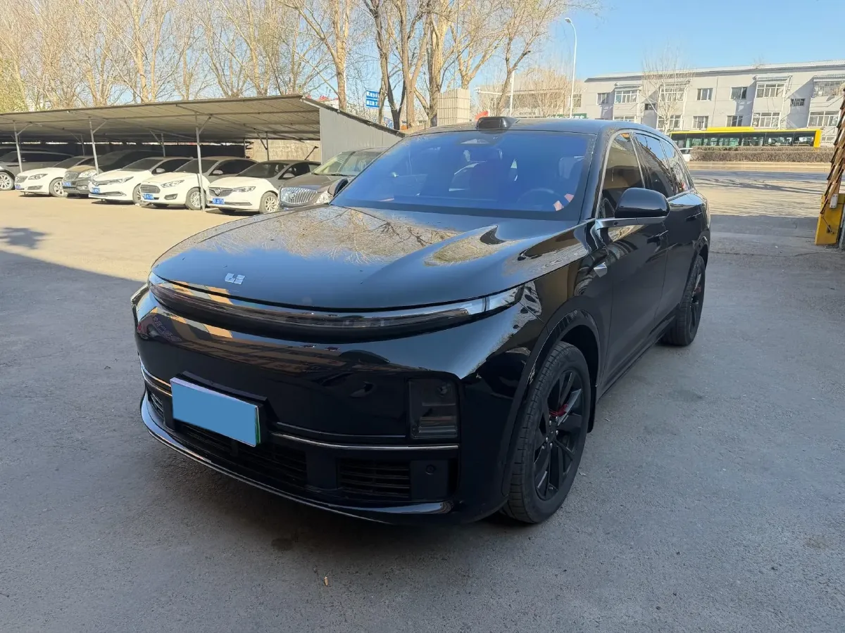 2023 Li L7 Range Extended 154HP REEV 40.9KWH,autocango,china used car exporter,china ev exporter,chinese used car exporter,chinese used ev exporter