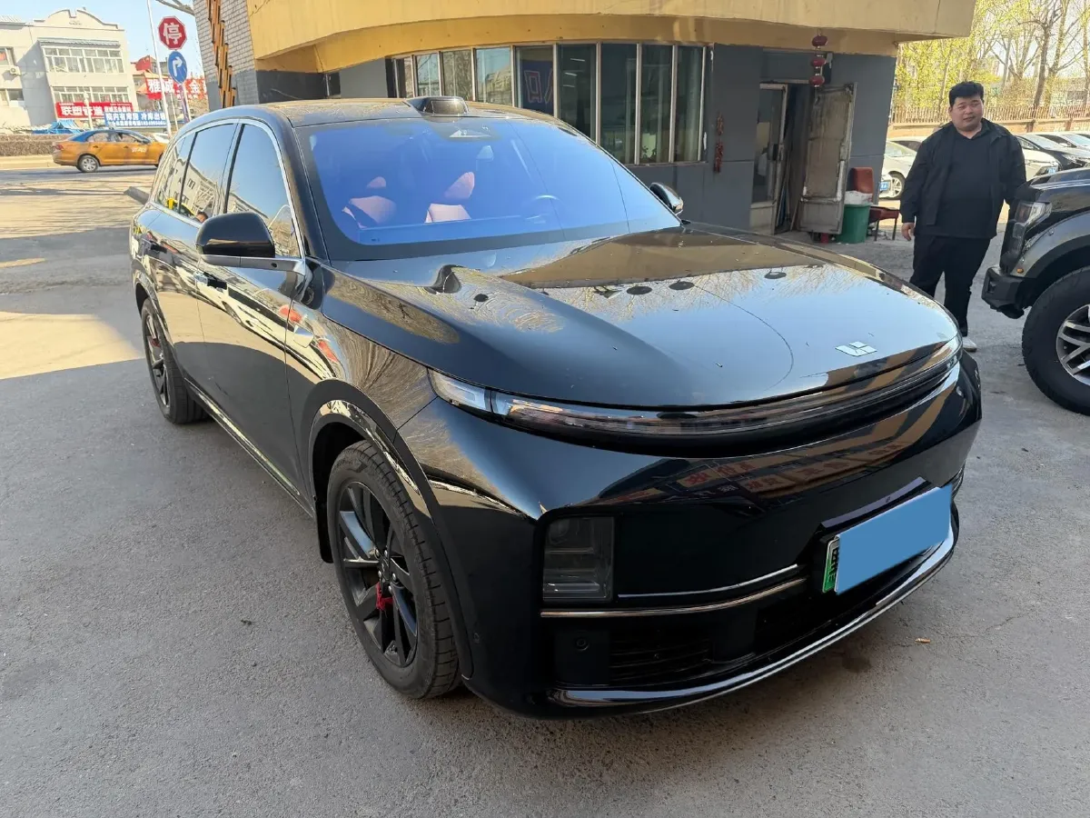 2023 Li L7 Range Extended 154HP REEV 40.9KWH,autocango,china used car exporter,china ev exporter,chinese used car exporter,chinese used ev exporter