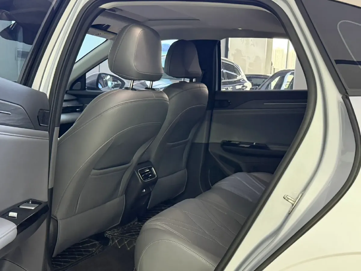 2025 BYD Sea Lion 05 DM-i 1.5L 101HP L4 E-CVT PHEV 12.9KWH,autocango,china used car exporter,china ev exporter,chinese used car exporter,chinese used ev exporter