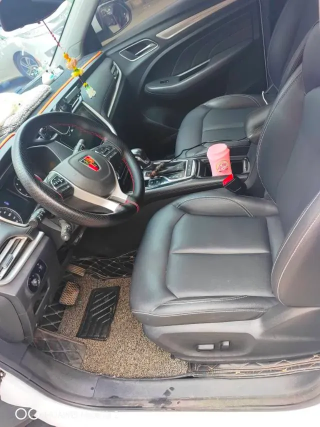 2018 Roewe i6 1.0T 125HP L3 6MT,autocango,china used car exporter,china ev exporter,chinese used car exporter,chinese used ev exporter