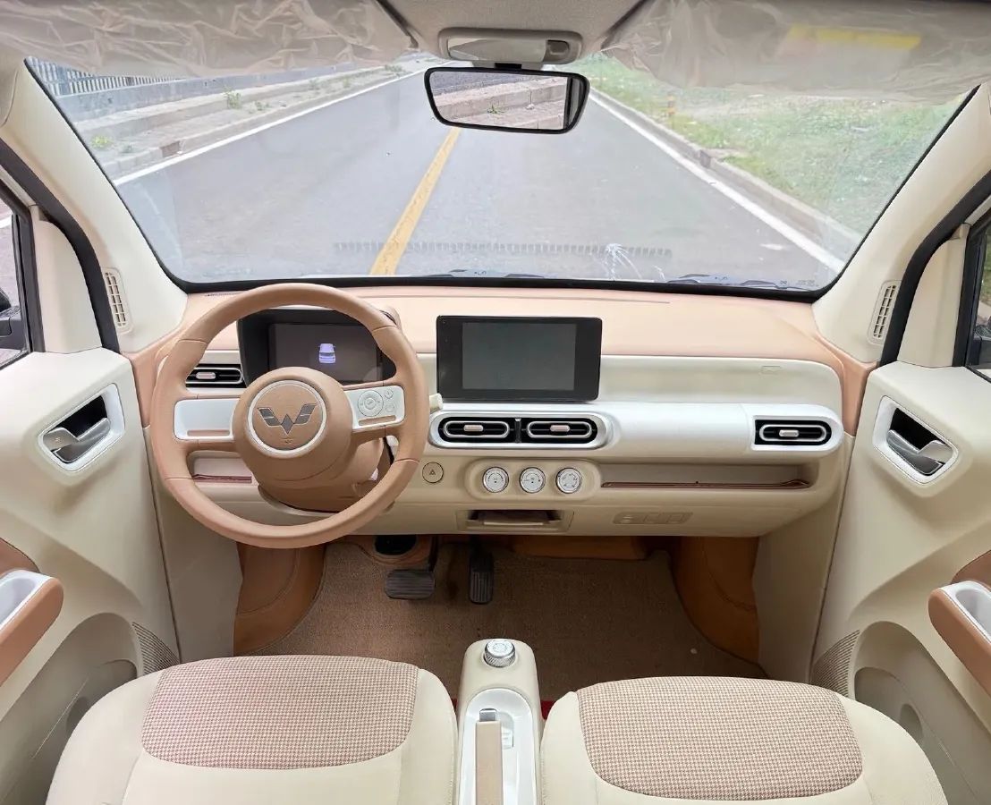 2024 WuLing HongGuang MINI EV BEV 17.3KWH,autocango,china used car exporter,china ev exporter,chinese used car exporter,chinese used ev exporter