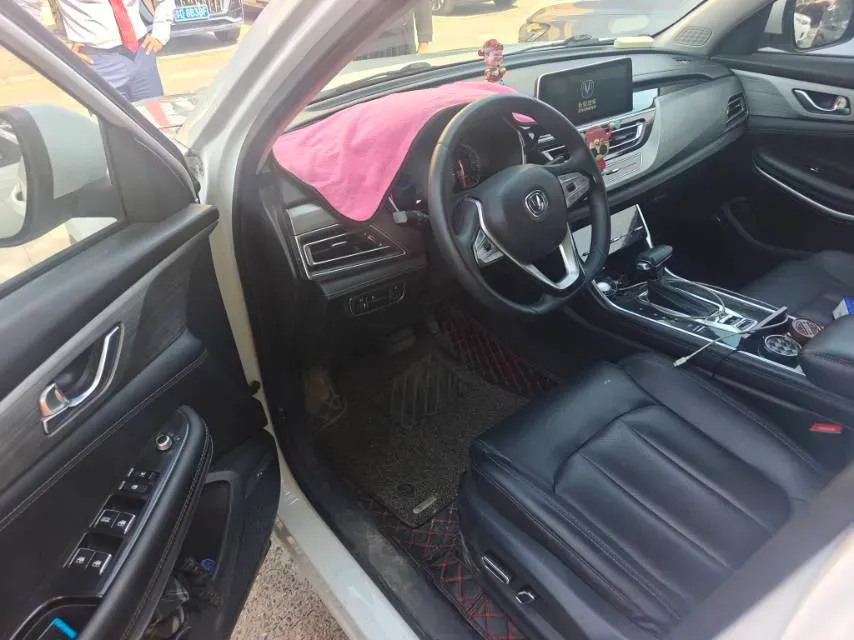 2019 ChangAn CS75 1.5T 178HP L4 7DCT,autocango,china used car exporter,china ev exporter,chinese used car exporter,chinese used ev exporter