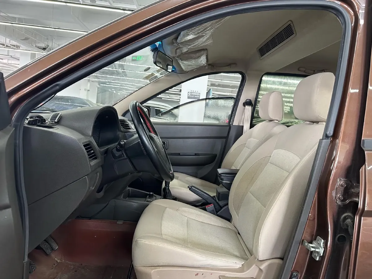 2016 WuLing HongGuang 1.5L 112HP L4 5MT,autocango,china used car exporter,china ev exporter,chinese used car exporter,chinese used ev exporter