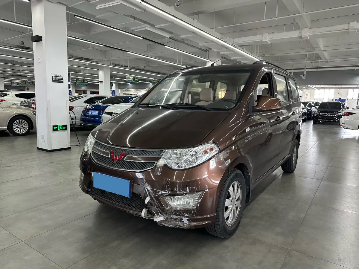 2016 WuLing HongGuang 1.5L 112HP L4 5MT,autocango,china used car exporter,china ev exporter,chinese used car exporter,chinese used ev exporter