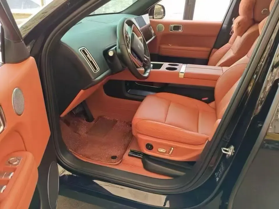 2024 Li L6 Range Extended 154HP L4 REEV 36.8KWH,autocango,china used car exporter,china ev exporter,chinese used car exporter,chinese used ev exporter