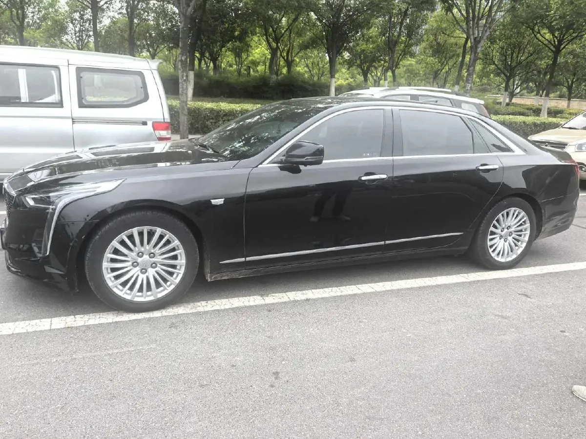 2022 Cadillac CT6 2.0T 237HP L4 10AT,autocango,china used car exporter,china ev exporter,chinese used car exporter,chinese used ev exporter