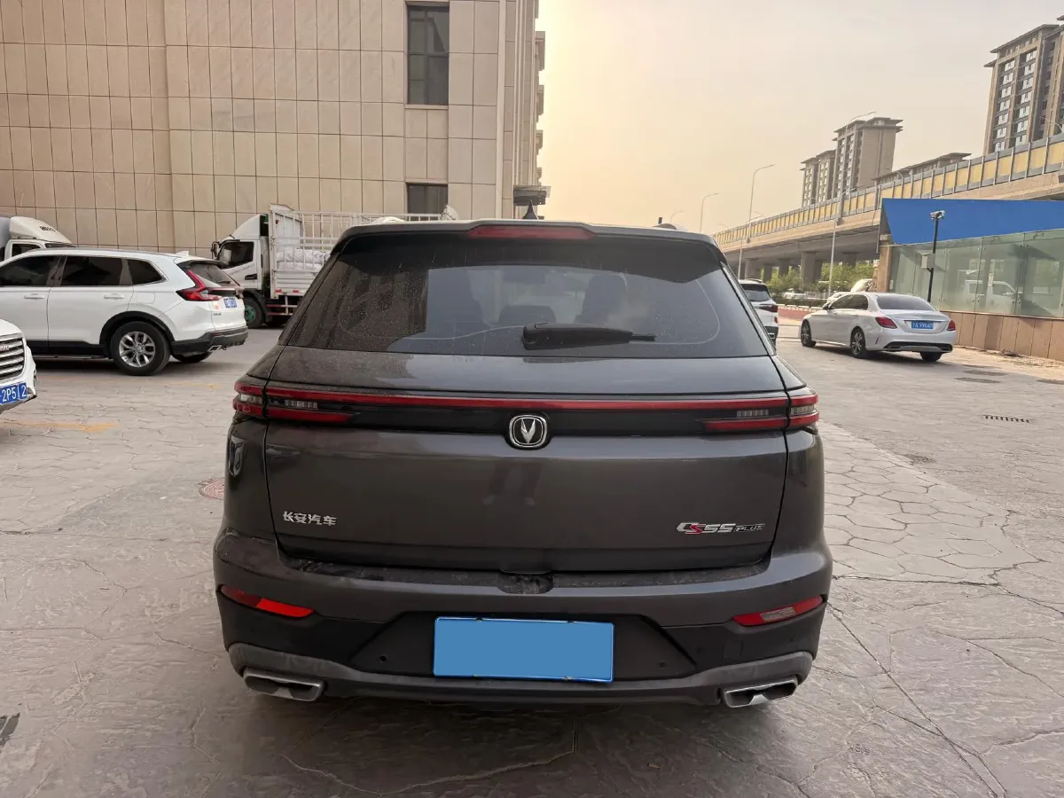 2022 ChangAn CS55 Plus 1.5T 180HP L4 7DCT,autocango,china used car exporter,china ev exporter,chinese used car exporter,chinese used ev exporter