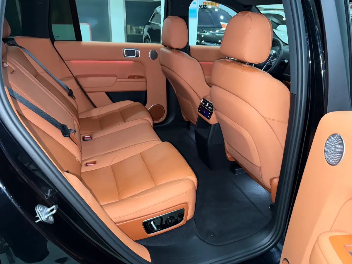 2024 Li L7 Range Extended 154HP REEV 42.8KWH,autocango,china used car exporter,china ev exporter,chinese used car exporter,chinese used ev exporter