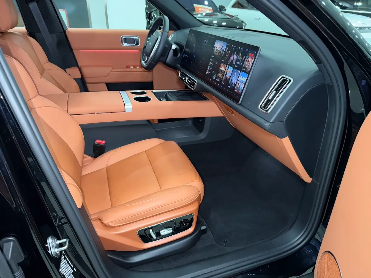2024 Li L7 Range Extended 154HP REEV 42.8KWH,autocango,china used car exporter,china ev exporter,chinese used car exporter,chinese used ev exporter