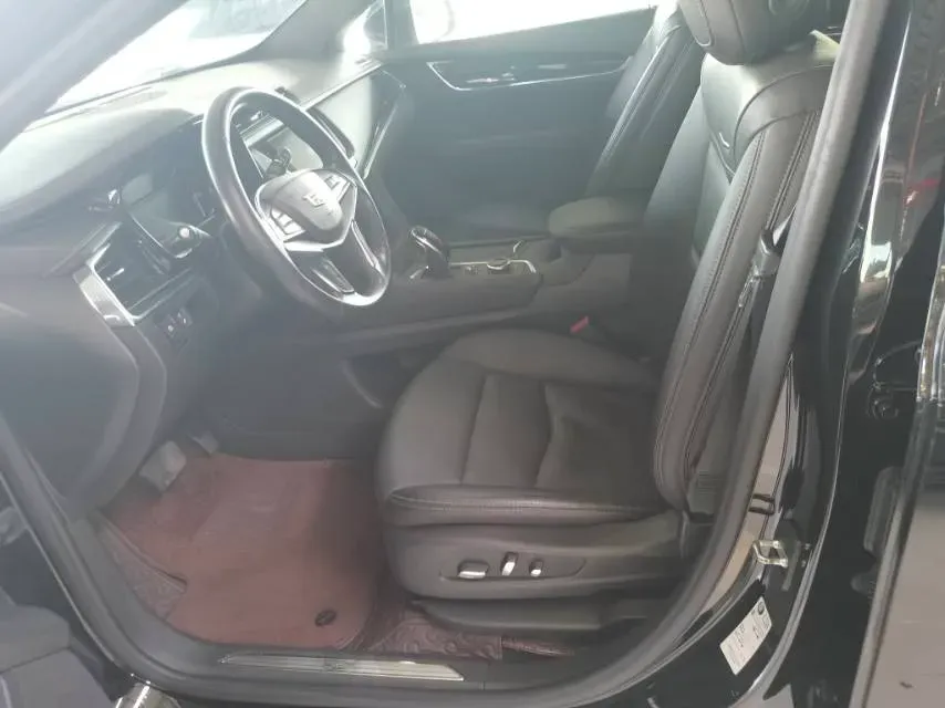 2021 Cadillac XT5 2.0T 237HP L4 9AT,autocango,china used car exporter,china ev exporter,chinese used car exporter,chinese used ev exporter