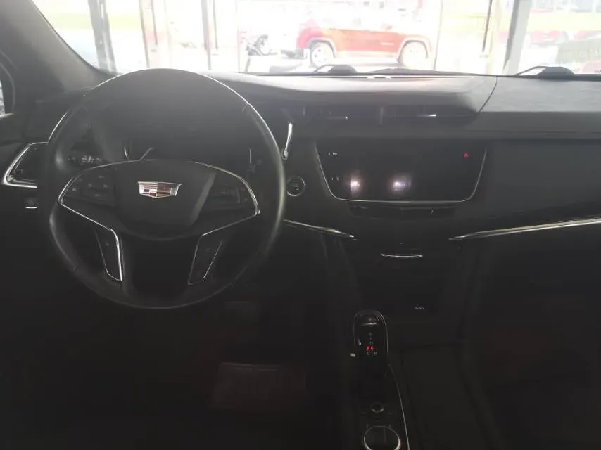 2021 Cadillac XT5 2.0T 237HP L4 9AT,autocango,china used car exporter,china ev exporter,chinese used car exporter,chinese used ev exporter