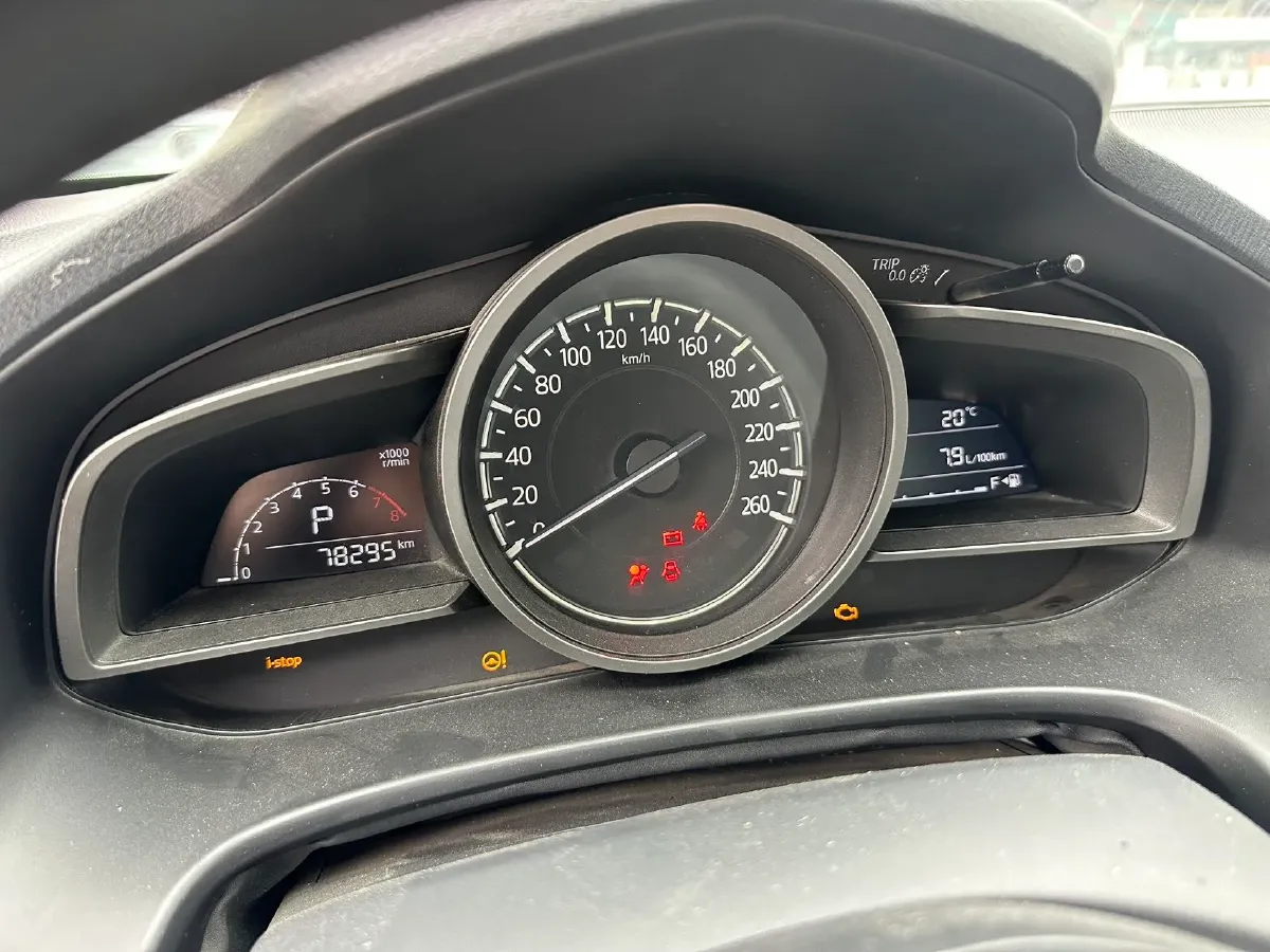 2017 Mazda 3 Axela 1.5L 117HP L4 6AT,autocango,china used car exporter,china ev exporter,chinese used car exporter,chinese used ev exporter