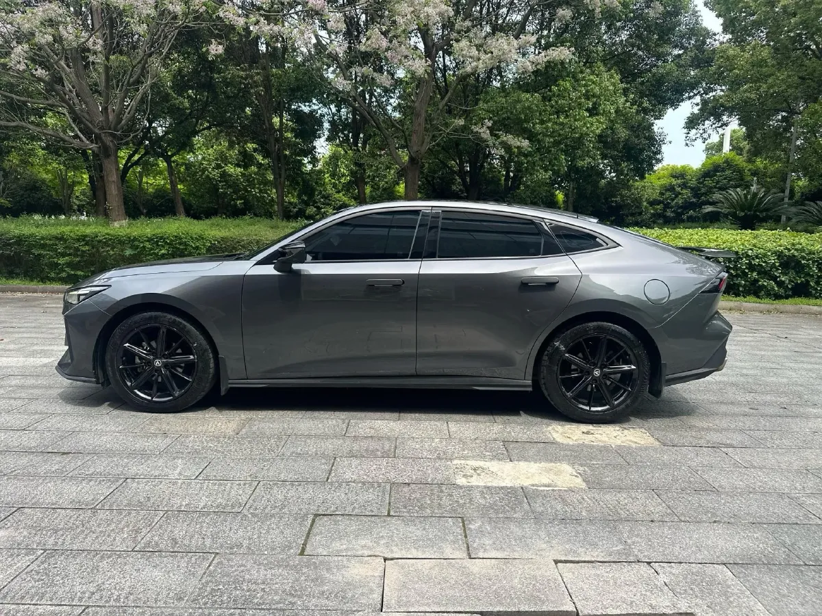 2023 ChangAn UNI-V 1.5T 188HP L4 7DCT,autocango,china used car exporter,china ev exporter,chinese used car exporter,chinese used ev exporter