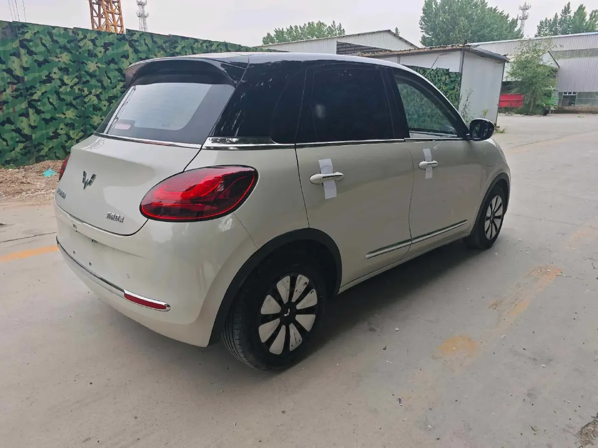 2024 WuLing BinGuo BEV 31.9KWH,autocango,china used car exporter,china ev exporter,chinese used car exporter,chinese used ev exporter