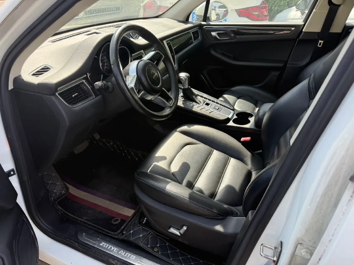 2017 Zotye SR9 2.0T 190HP L4 6DCT,autocango,china used car exporter,china ev exporter,chinese used car exporter,chinese used ev exporter