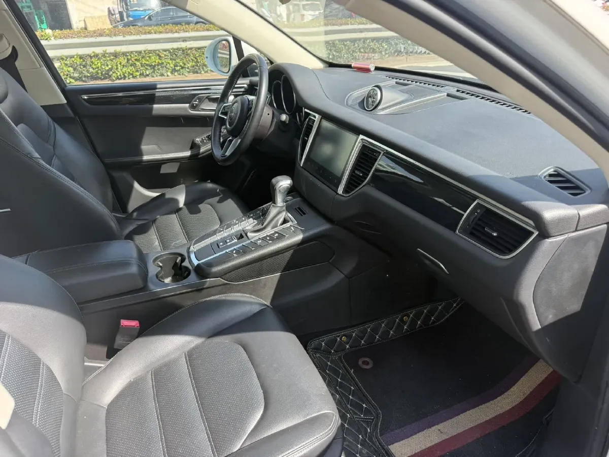 2017 Zotye SR9 2.0T 190HP L4 6DCT,autocango,china used car exporter,china ev exporter,chinese used car exporter,chinese used ev exporter