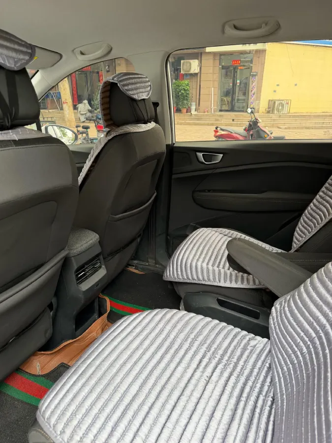 2022 WuLing ZhengChen 2.0L 136HP L4 6MT,autocango,china used car exporter,china ev exporter,chinese used car exporter,chinese used ev exporter