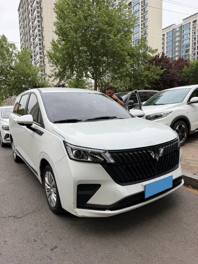 2022 WuLing ZhengChen 2.0L 136HP L4 6MT,autocango,china used car exporter,china ev exporter,chinese used car exporter,chinese used ev exporter