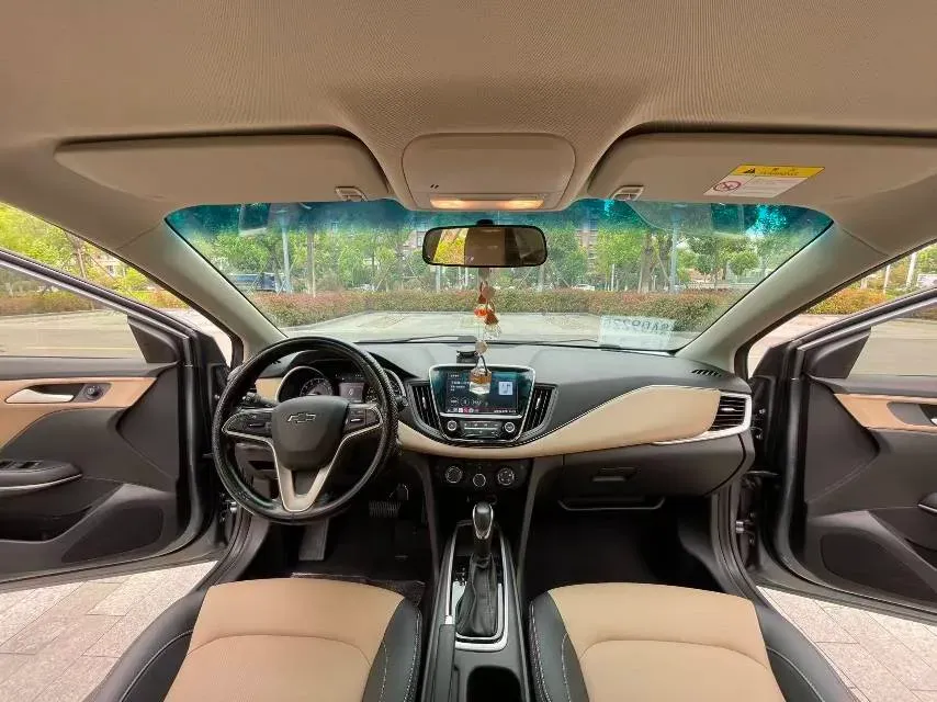 2020 Chevrolet Monza 1.5L 113HP L4 6AT,autocango,china used car exporter,china ev exporter,chinese used car exporter,chinese used ev exporter
