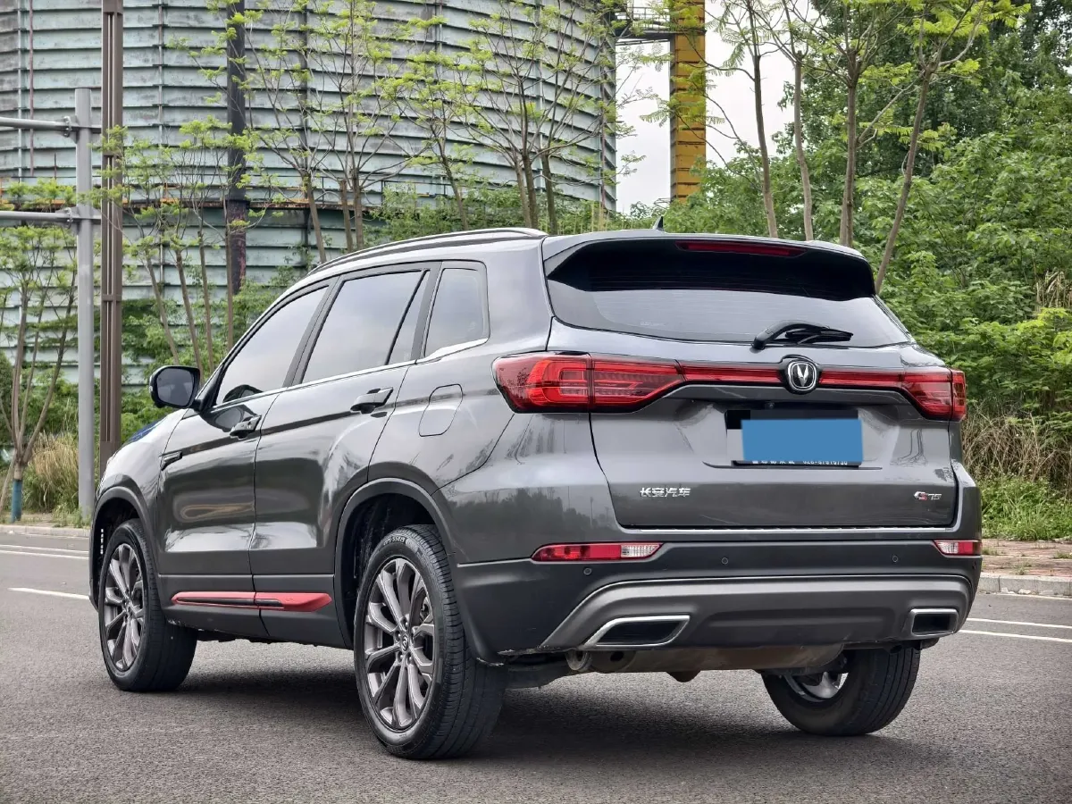 2022 ChangAn CS75 1.5T 180HP L4 7DCT,autocango,china used car exporter,china ev exporter,chinese used car exporter,chinese used ev exporter