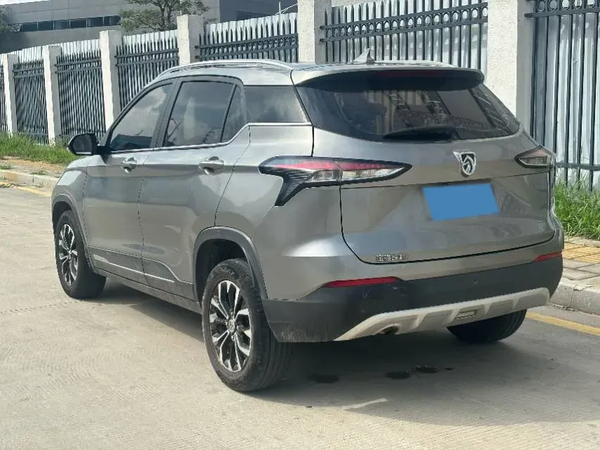 2019 Bestune X40 1.6L 114HP L4 5MT,autocango,china used car exporter,china ev exporter,chinese used car exporter,chinese used ev exporter