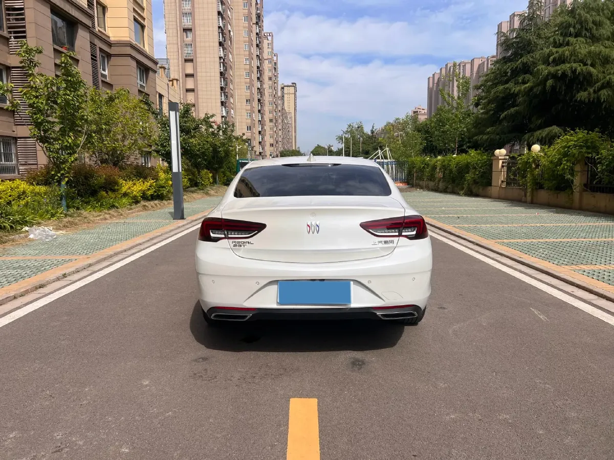 2024 Buick Regal 1.5T 169HP L4 9AT,autocango,china used car exporter,china ev exporter,chinese used car exporter,chinese used ev exporter