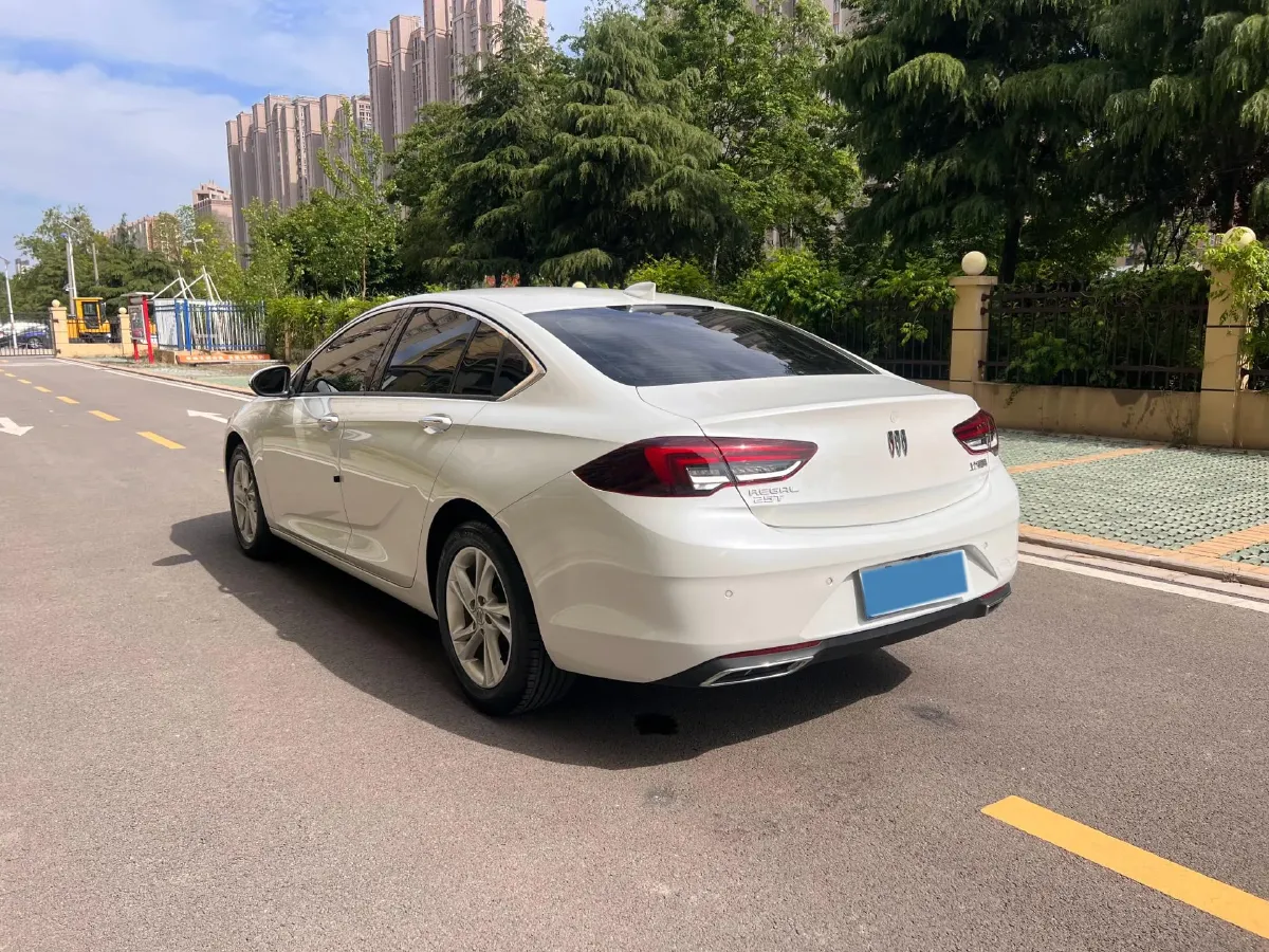 2024 Buick Regal 1.5T 169HP L4 9AT,autocango,china used car exporter,china ev exporter,chinese used car exporter,chinese used ev exporter