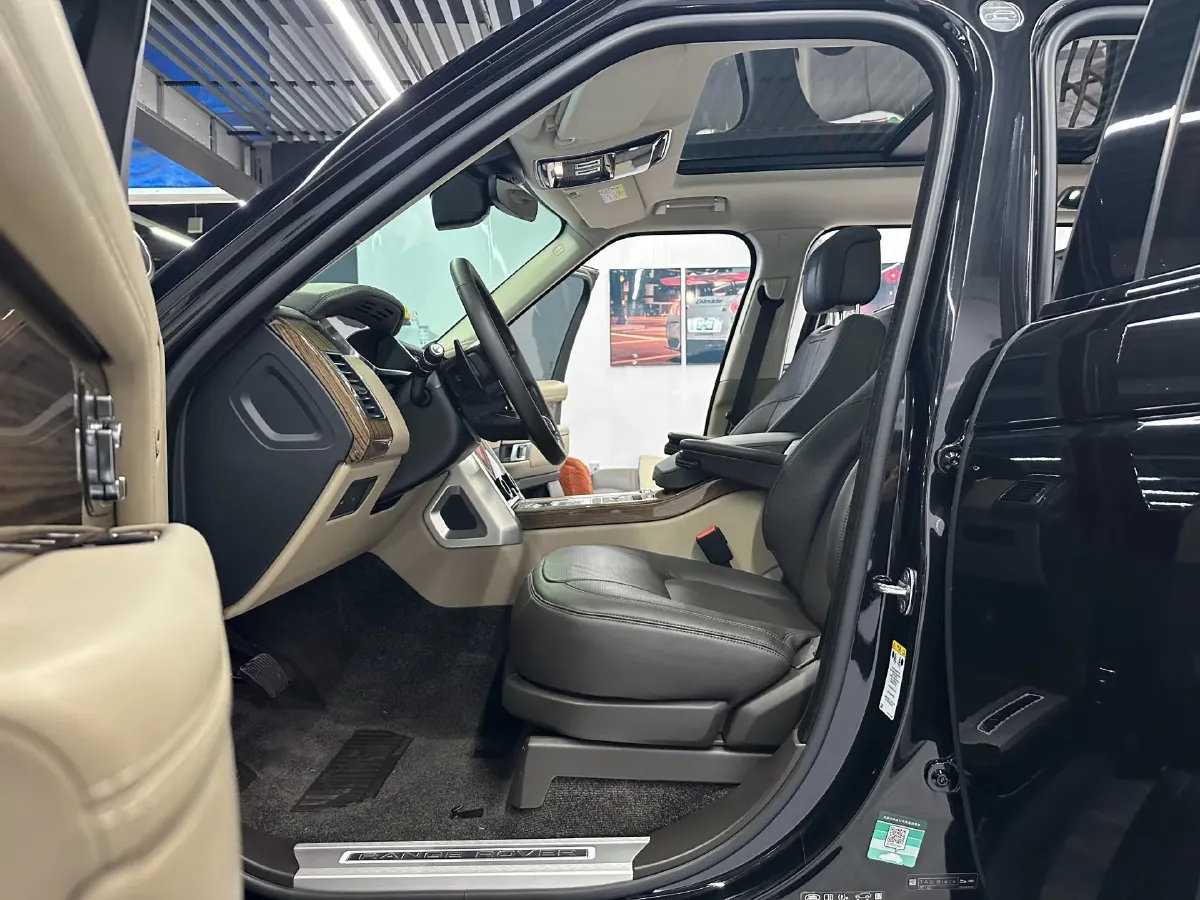2019 Land Rover Range Rover 3.0T 381HP V6 8AT,autocango,china used car exporter,china ev exporter,chinese used car exporter,chinese used ev exporter