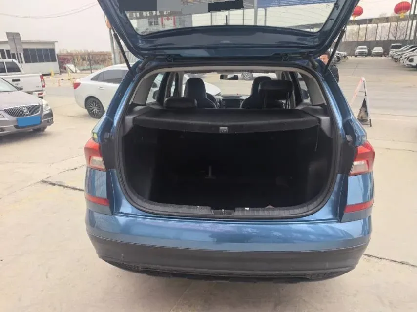 2018 Skoda Rapid Spaceback 1.4T 131HP L4 7DCT,autocango,china used car exporter,china ev exporter,chinese used car exporter,chinese used ev exporter