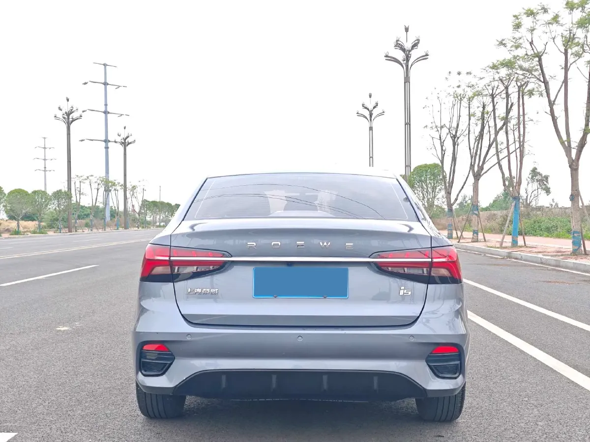 2021 Roewe i5 1.5L 120HP L4 CVT,autocango,china used car exporter,china ev exporter,chinese used car exporter,chinese used ev exporter