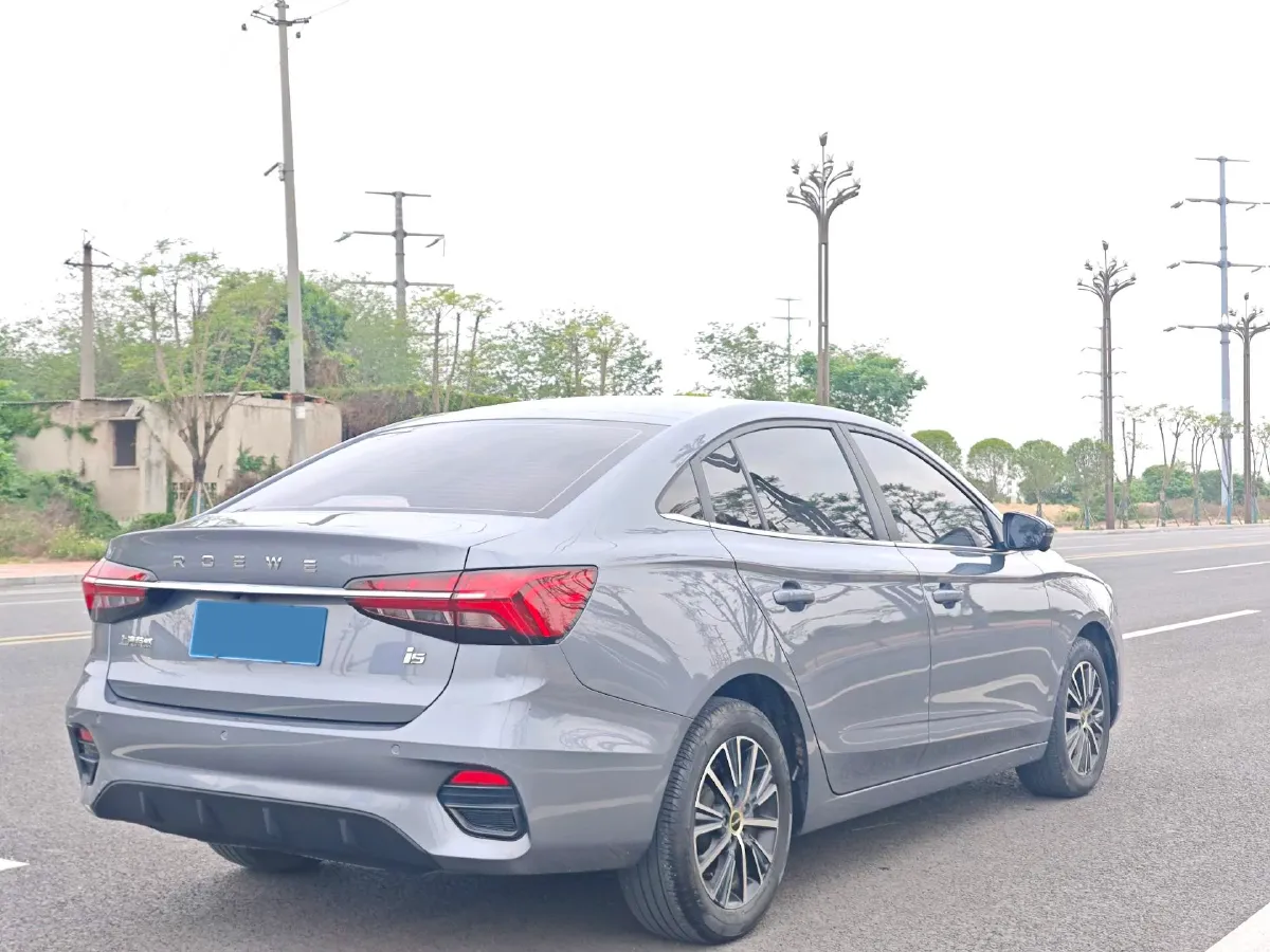 2021 Roewe i5 1.5L 120HP L4 CVT,autocango,china used car exporter,china ev exporter,chinese used car exporter,chinese used ev exporter