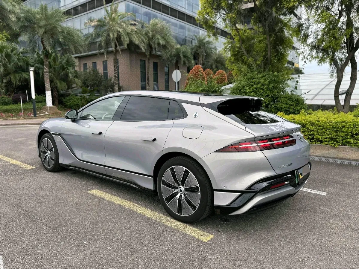2024 Denza DenzaZ9GT 2.0T 207HP L4 E-CVT PHEV 38.5KWH,autocango,china used car exporter,china ev exporter,chinese used car exporter,chinese used ev exporter
