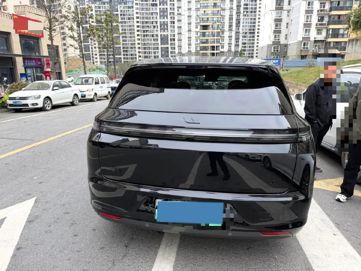 2023 Li L7 Range Extended 154HP REEV 40.9KWH,autocango,china used car exporter,china ev exporter,chinese used car exporter,chinese used ev exporter