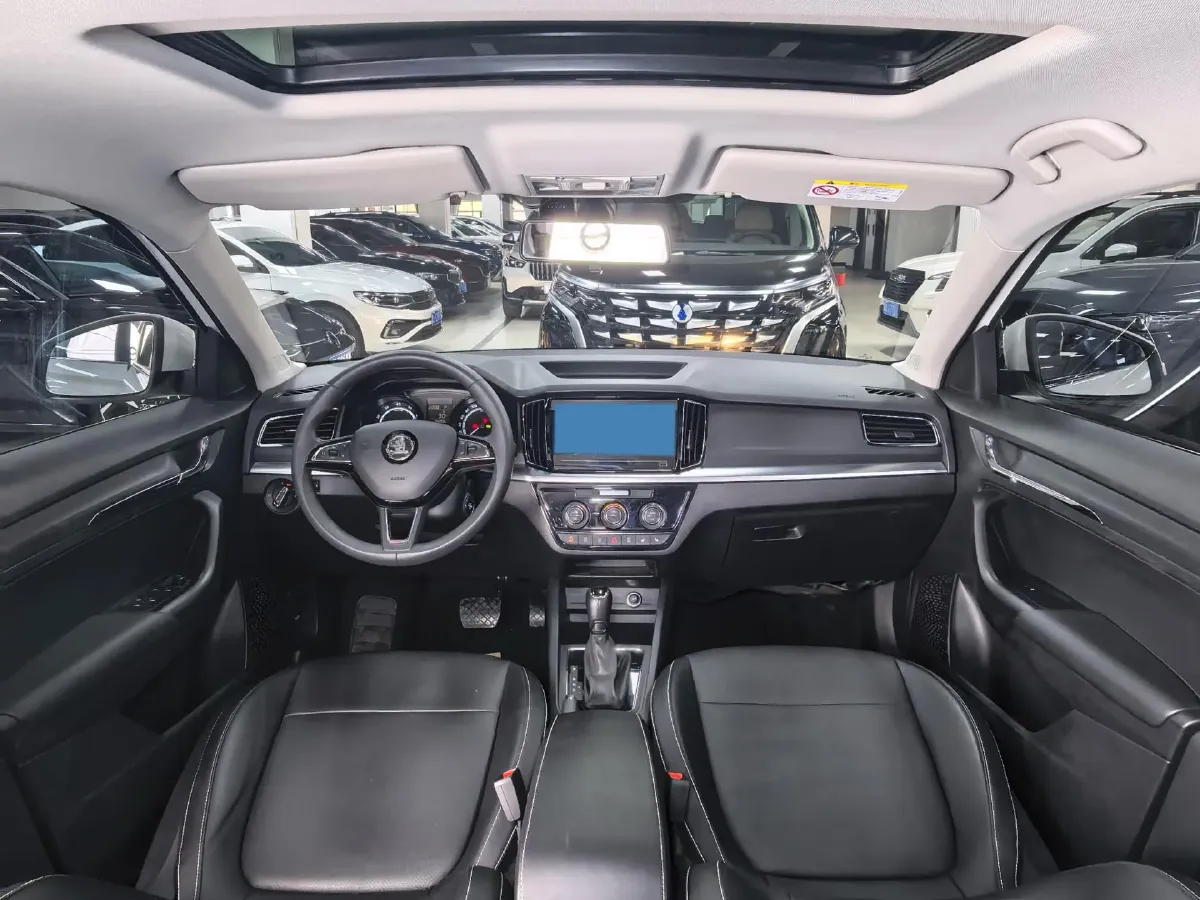 2022 Skoda Kamiq 1.5L 112HP L4 6AT,autocango,china used car exporter,china ev exporter,chinese used car exporter,chinese used ev exporter