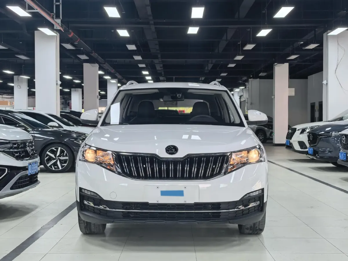 2022 Skoda Kamiq 1.5L 112HP L4 6AT,autocango,china used car exporter,china ev exporter,chinese used car exporter,chinese used ev exporter