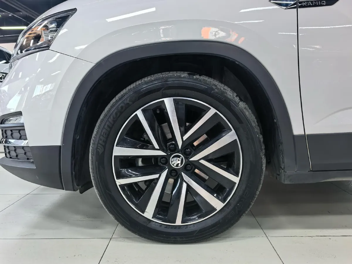 2022 Skoda Kamiq 1.5L 112HP L4 6AT,autocango,china used car exporter,china ev exporter,chinese used car exporter,chinese used ev exporter