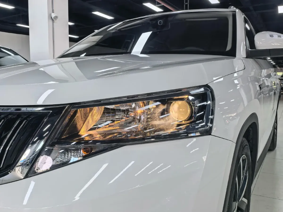 2022 Skoda Kamiq 1.5L 112HP L4 6AT,autocango,china used car exporter,china ev exporter,chinese used car exporter,chinese used ev exporter