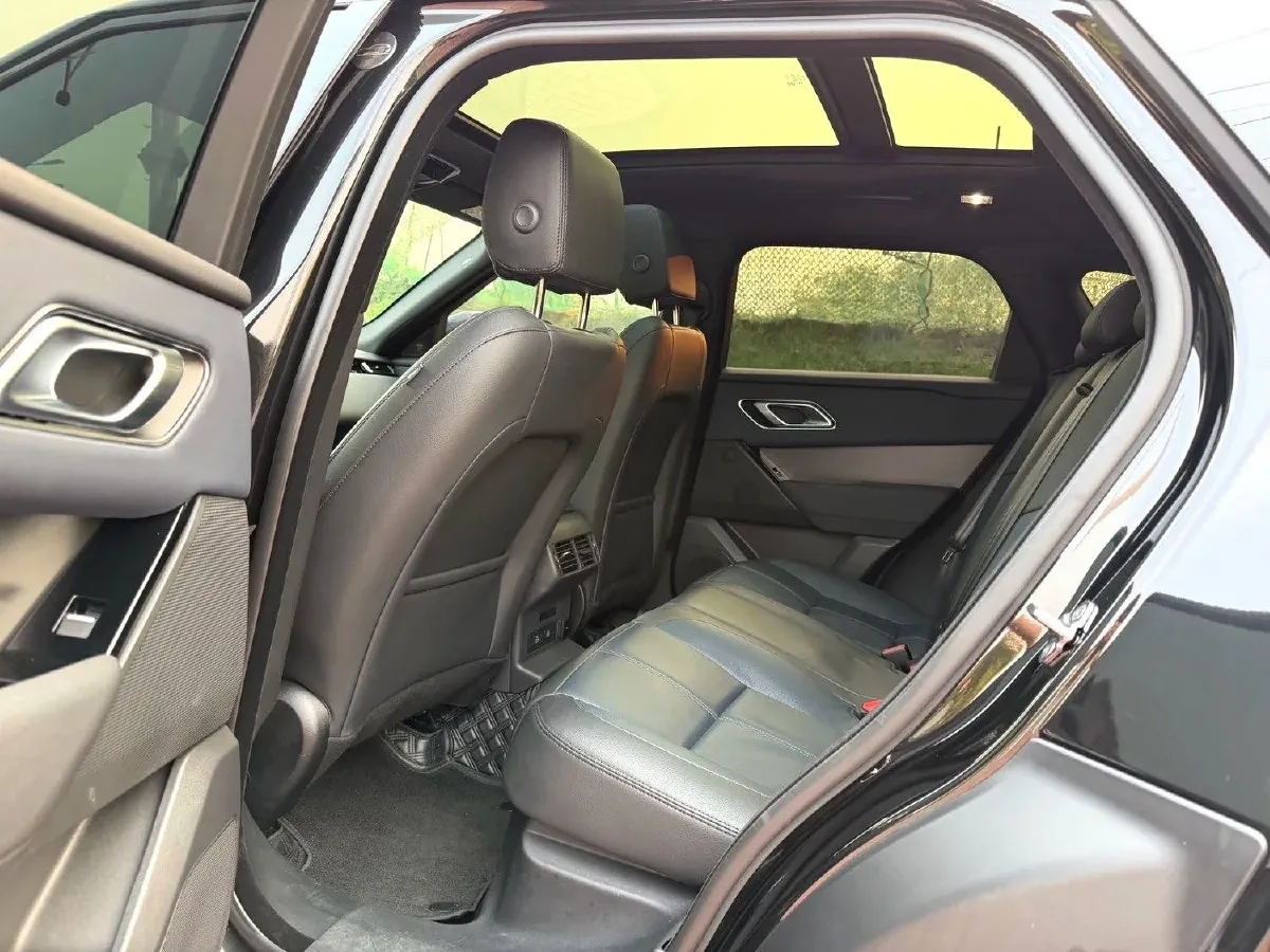 2024 Land Rover Range Rover Velar 2.0T 250HP L4 8AT,autocango,china used car exporter,china ev exporter,chinese used car exporter,chinese used ev exporter