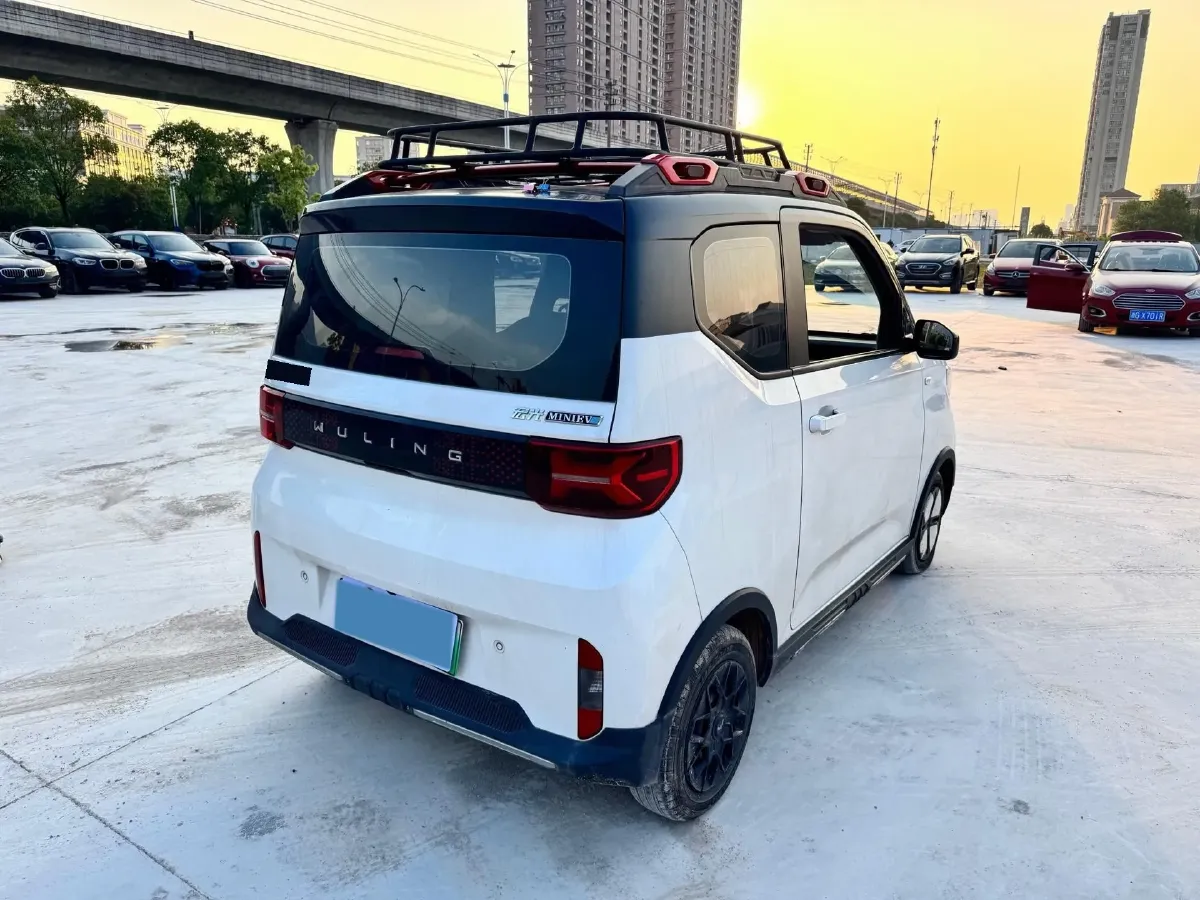 2022 WuLing HongGuang MINI EV BEV 26.5KWH,autocango,china used car exporter,china ev exporter,chinese used car exporter,chinese used ev exporter
