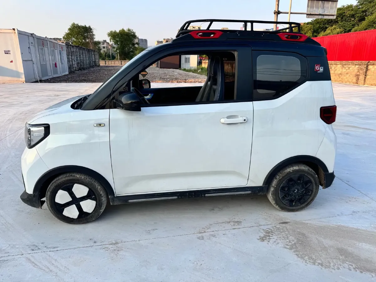 2022 WuLing HongGuang MINI EV BEV 26.5KWH,autocango,china used car exporter,china ev exporter,chinese used car exporter,chinese used ev exporter