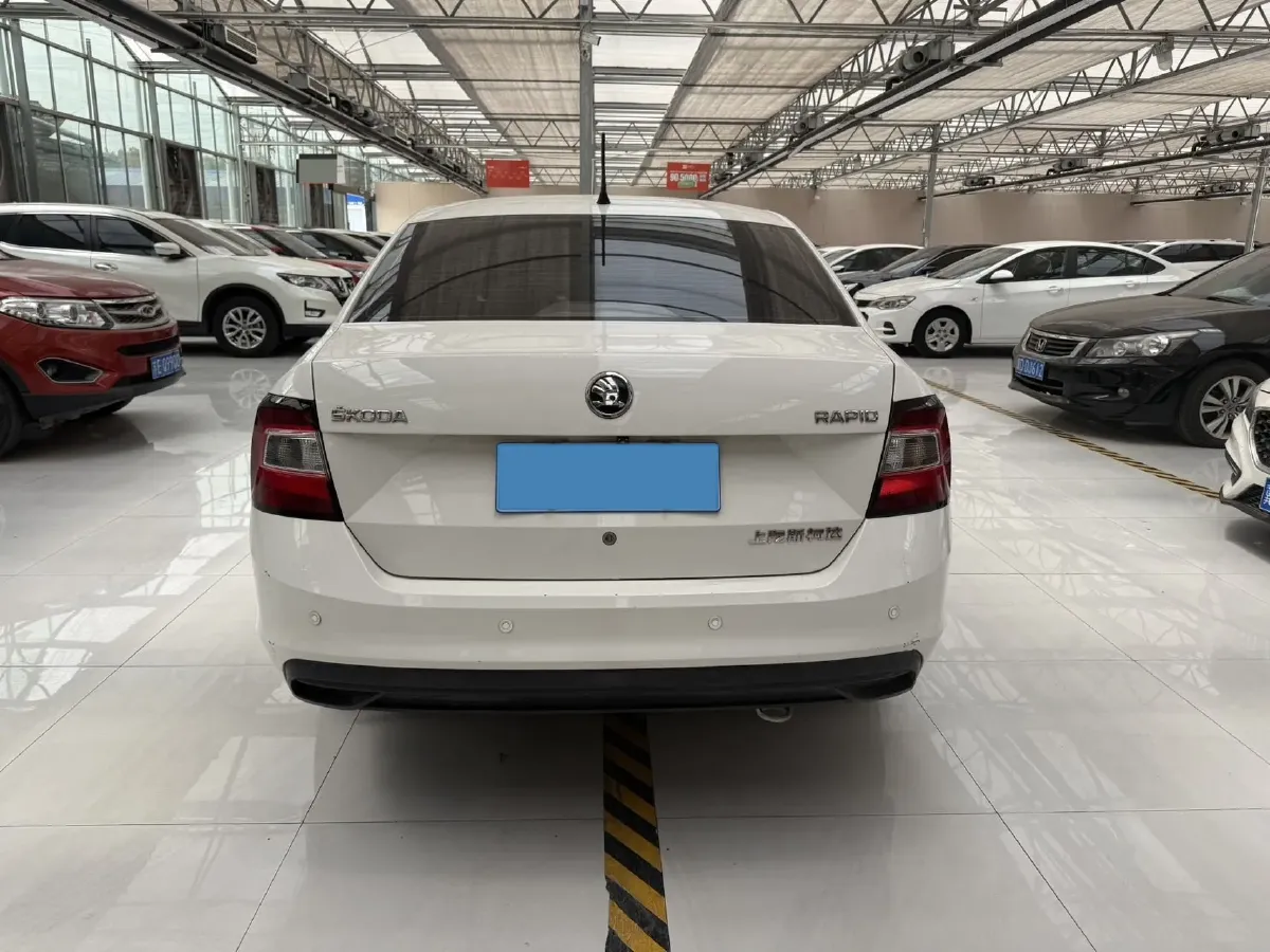 2018 Skoda Rapid 1.4L 90HP L4 5MT,autocango,china used car exporter,china ev exporter,chinese used car exporter,chinese used ev exporter
