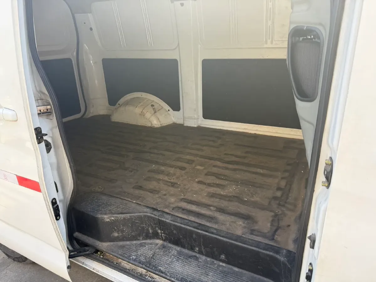 2021 ChangAn Kaicene RuiXing EM60 BEV 41.86KWH,autocango,china used car exporter,china ev exporter,chinese used car exporter,chinese used ev exporter
